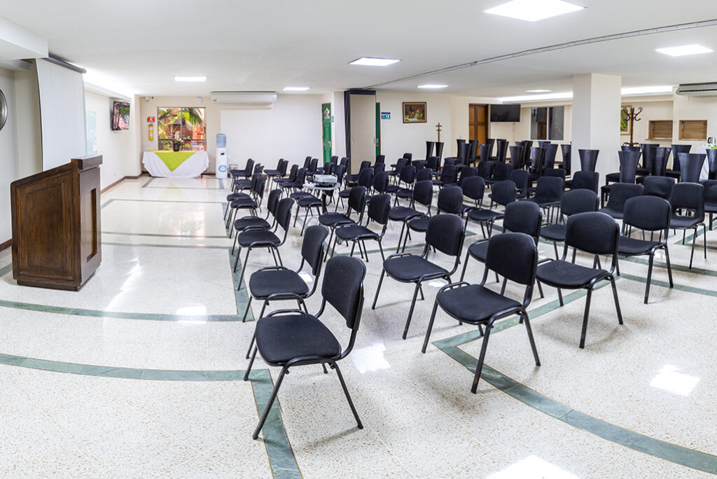 hotelsanpedrodelfuerte jpg